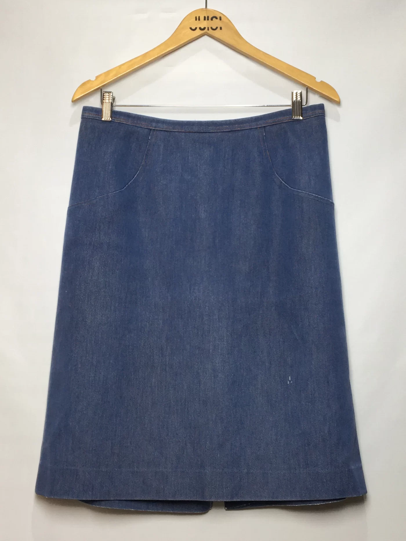 SAIA JEANS COM BOLSO FALSO