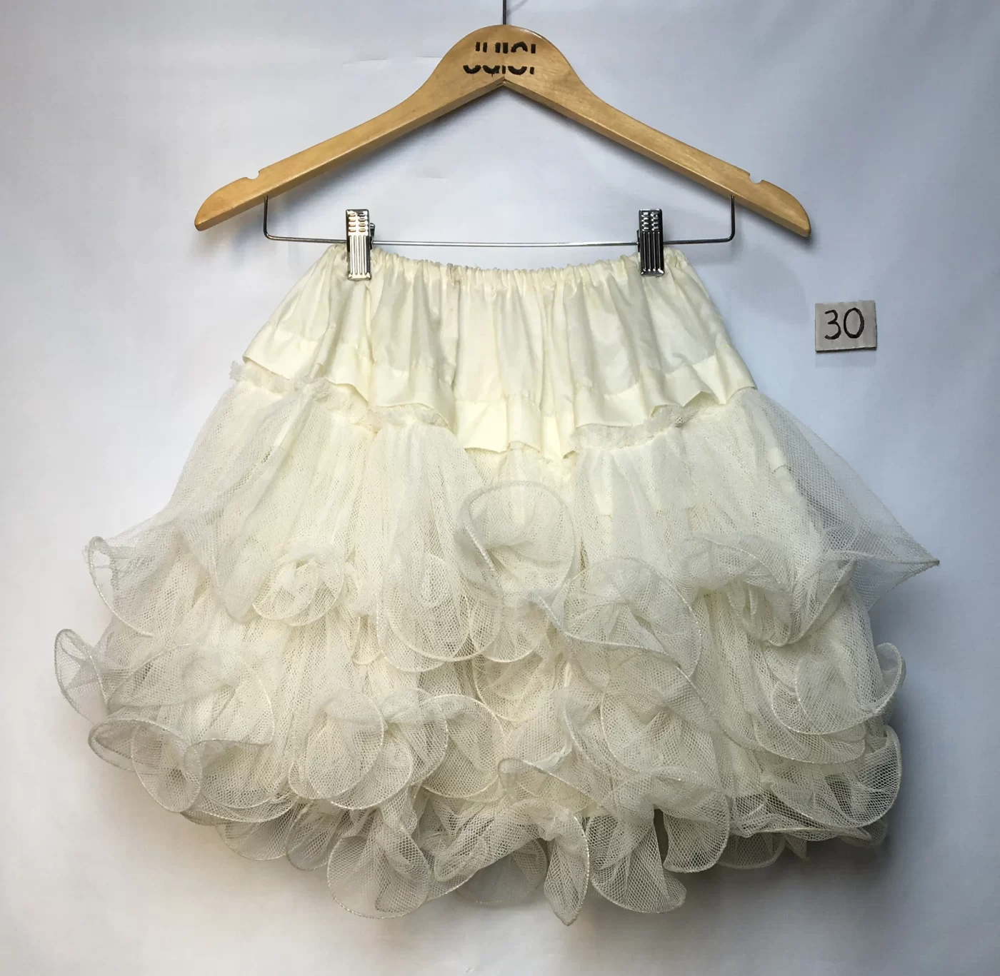 SAIA MINI CREME BABADO TULE