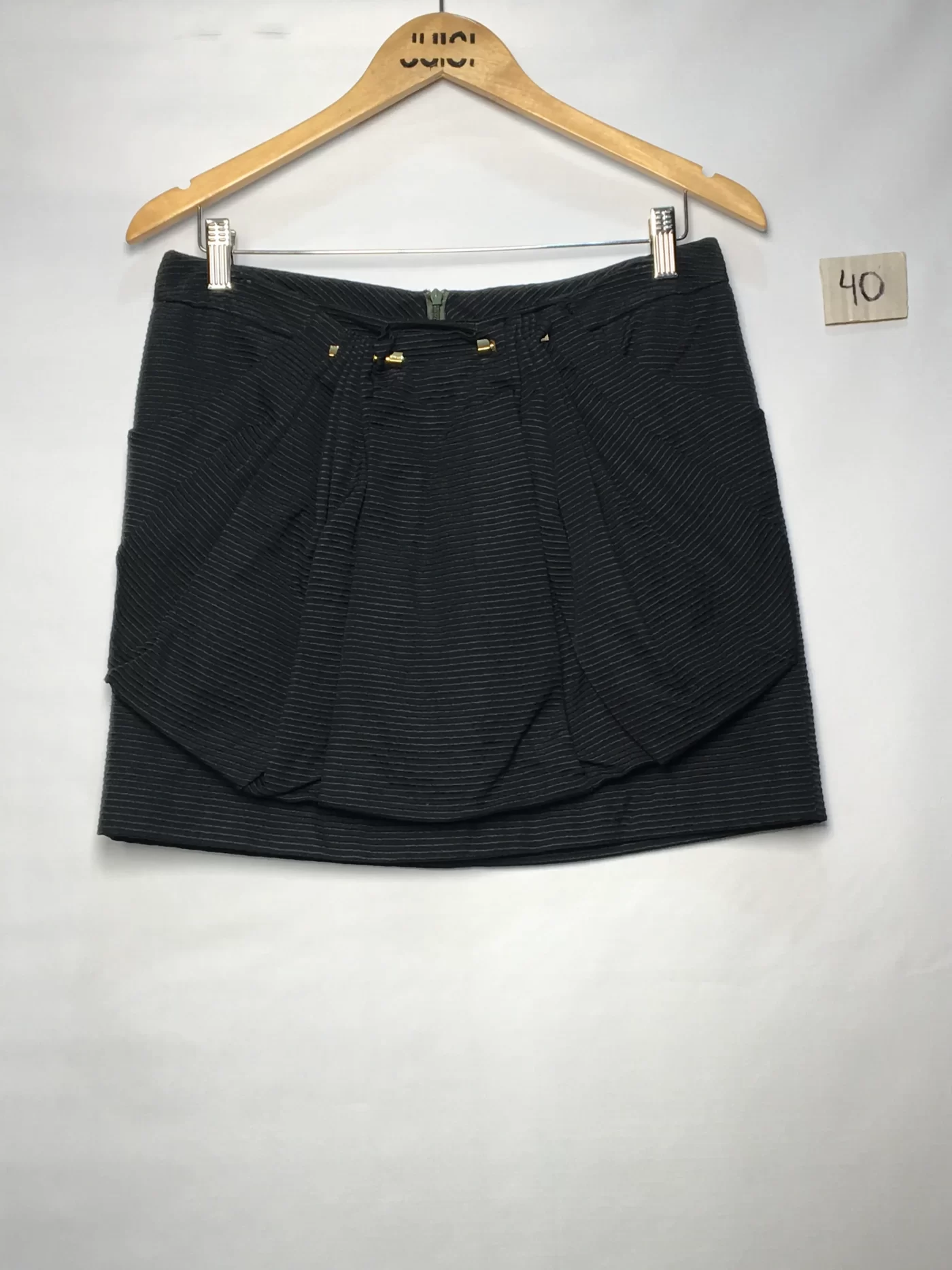 SAIA PRETA GORGURÃO MINI DETALHE FRANZIDO FRONTAL