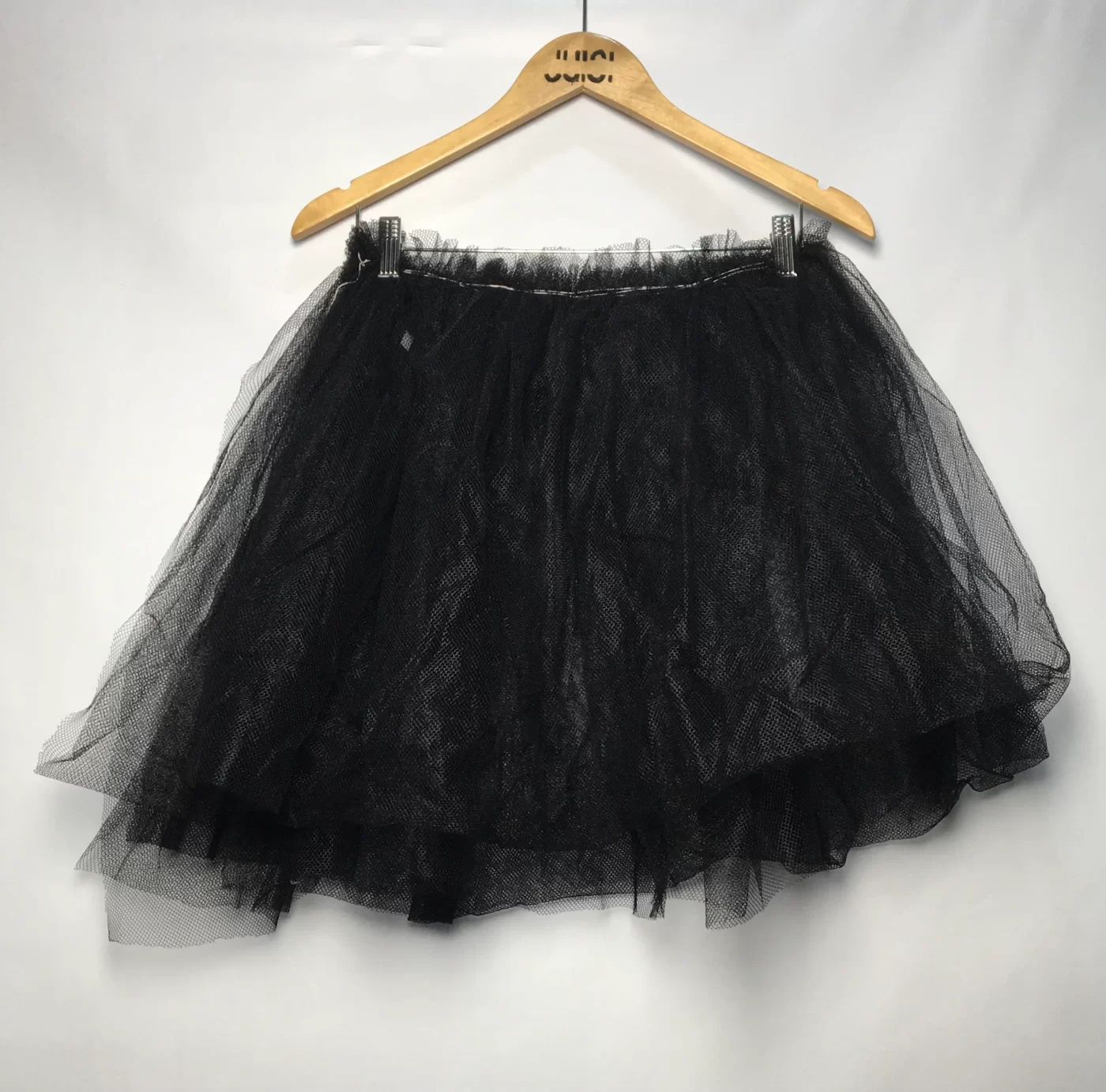 SAIA TULE MINI PRETA CAMADAS CÓS LINHA BRANCA