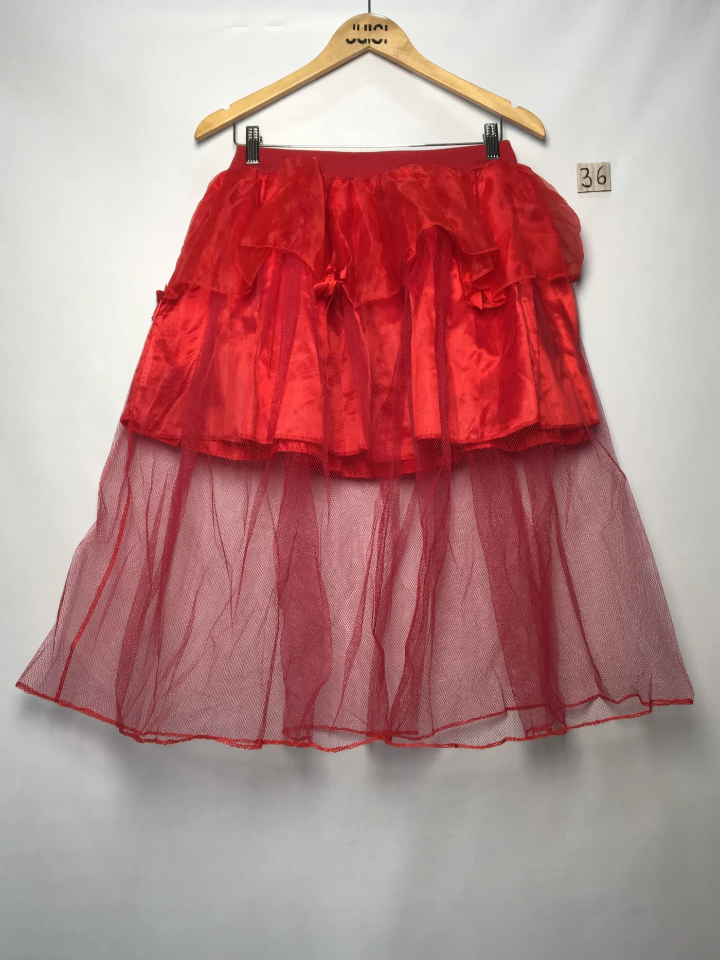 SAIA TULE VERMELHO  FORRO CURTO CETIM VERMELHO