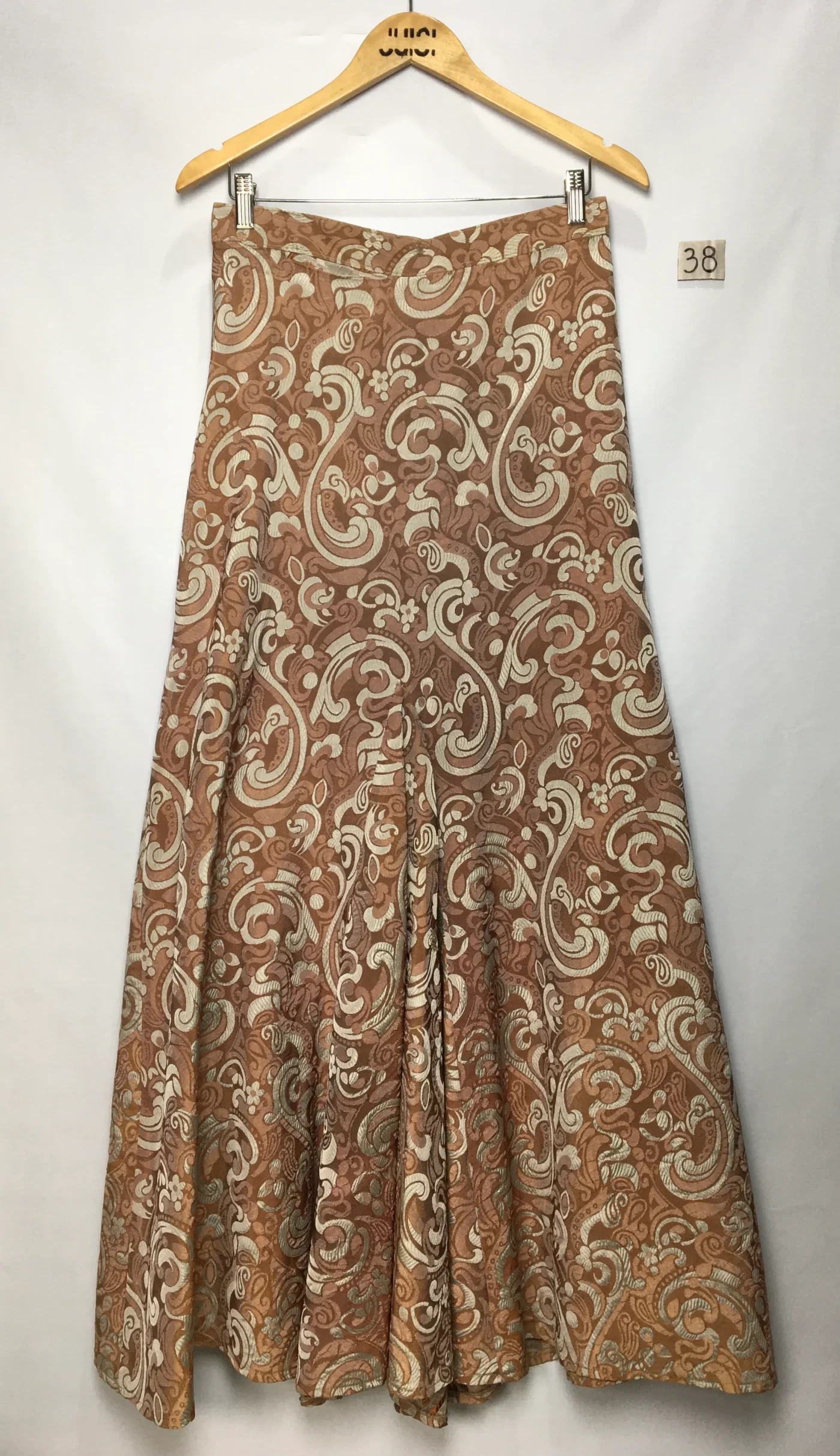 SAIA MIDI ESTAMPADA TONS TERROSOS EM JACQUARD