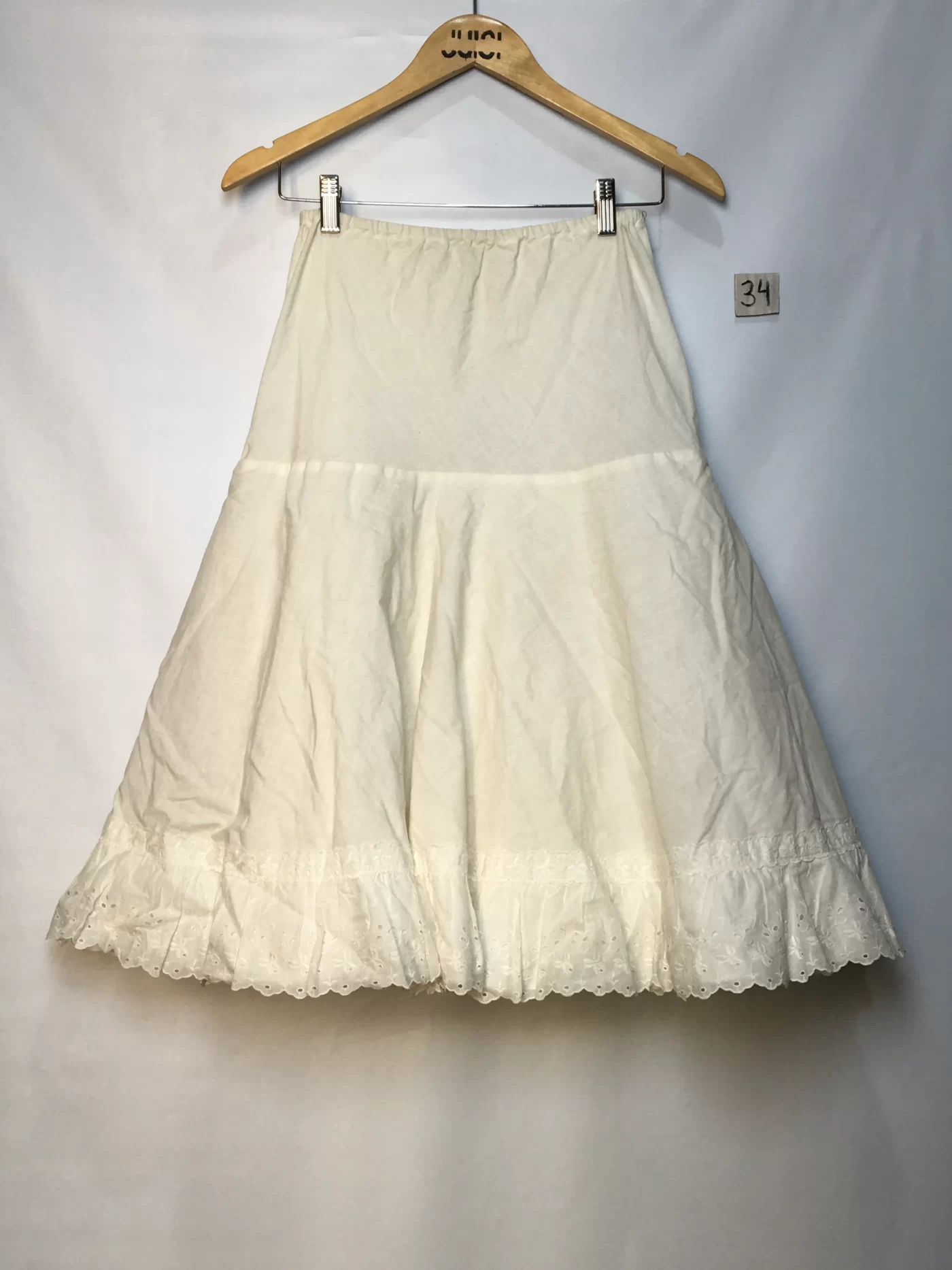ANAGUA OFF WHITE COM DETALHE EM RENDA