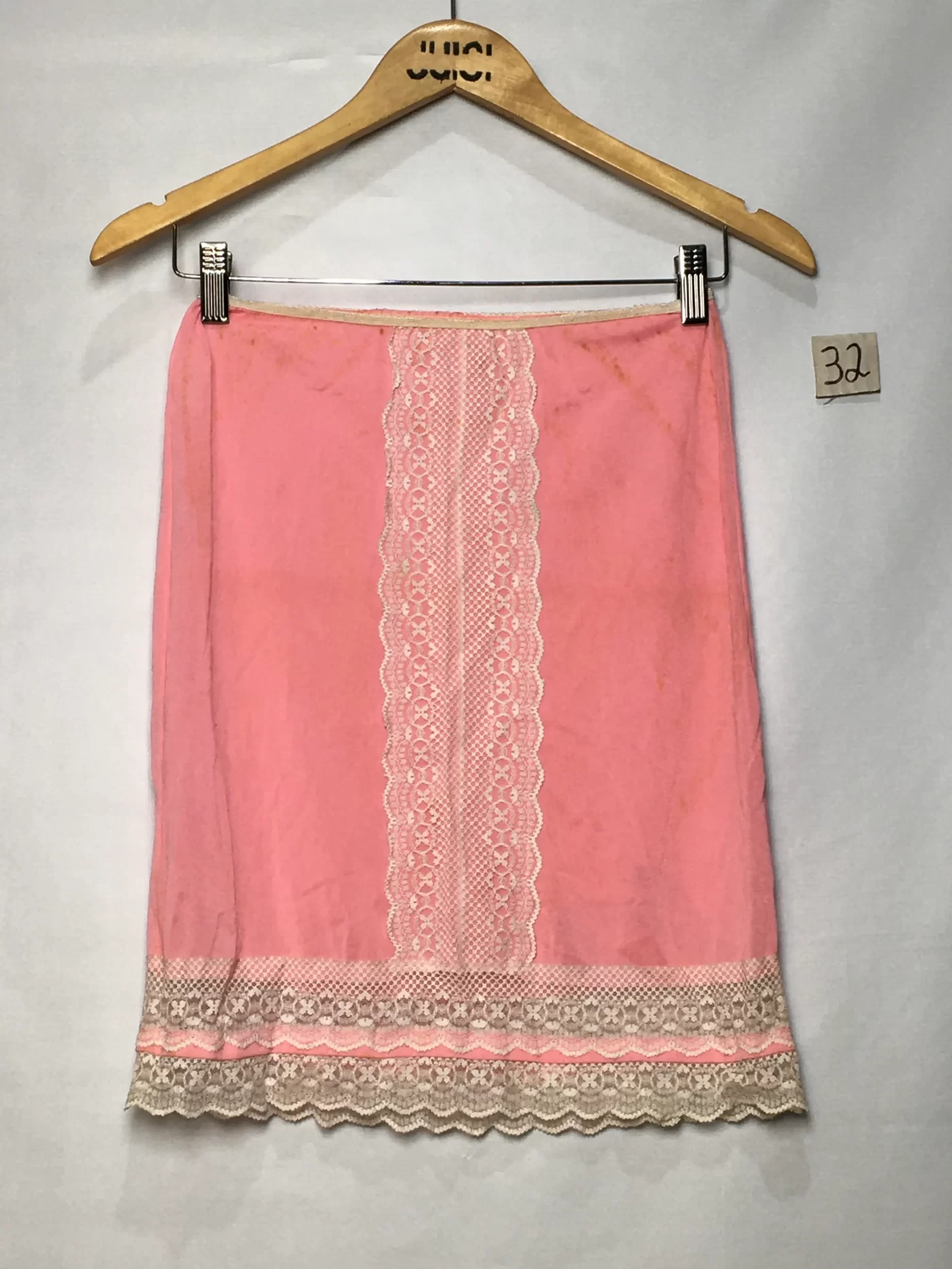 ANAGUA ROSA COM RENDA FRONTAL E BARRA
