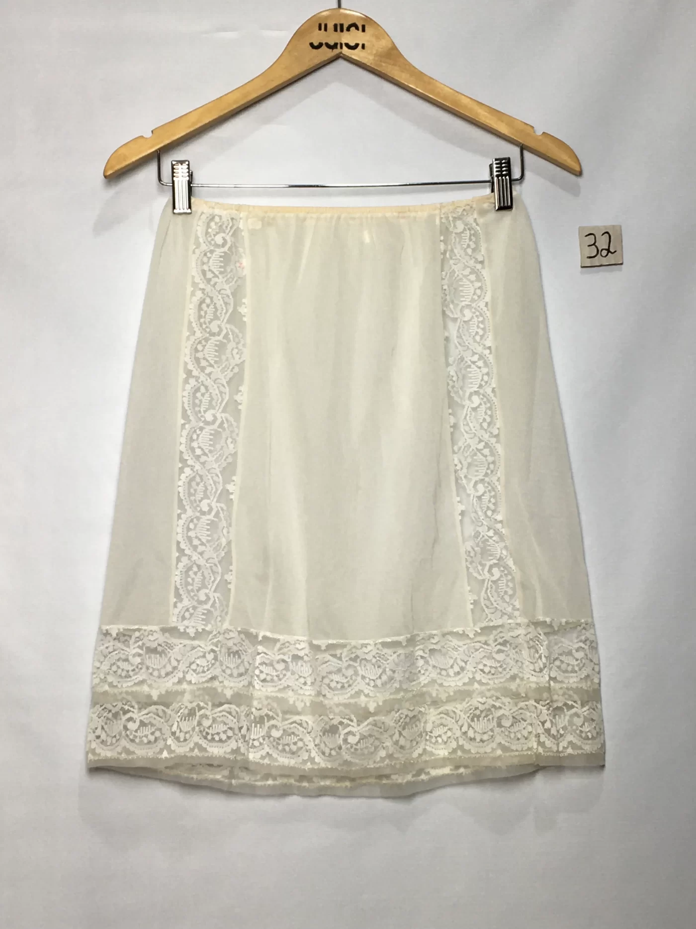 ANAGUA OFF WHITE COM RENDA FRONTAL E BARRA