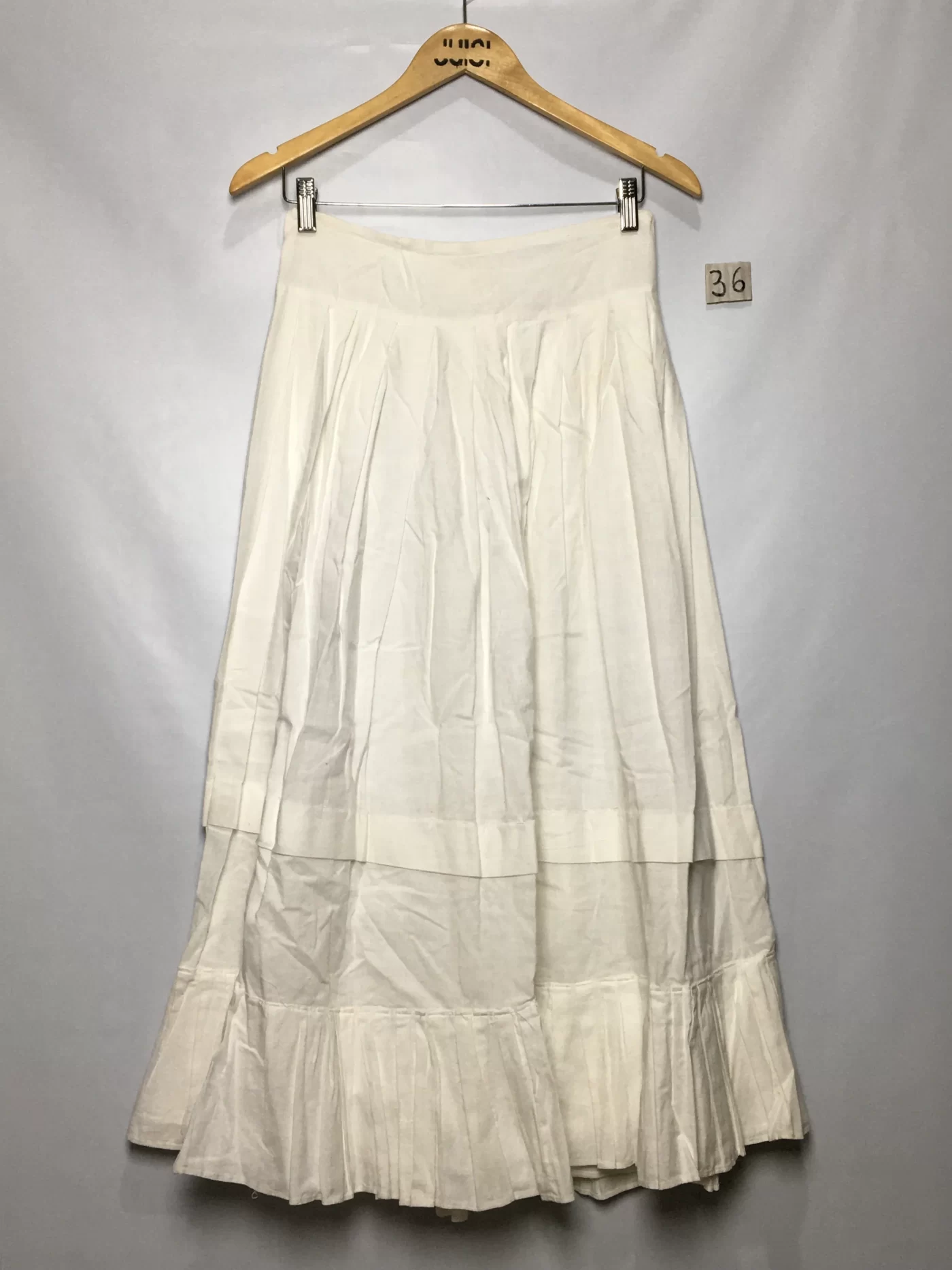 SAIA MIDI EM ALGODAO CRU BRANCO 3 CAMADAS COM PREGAS NA BARRA