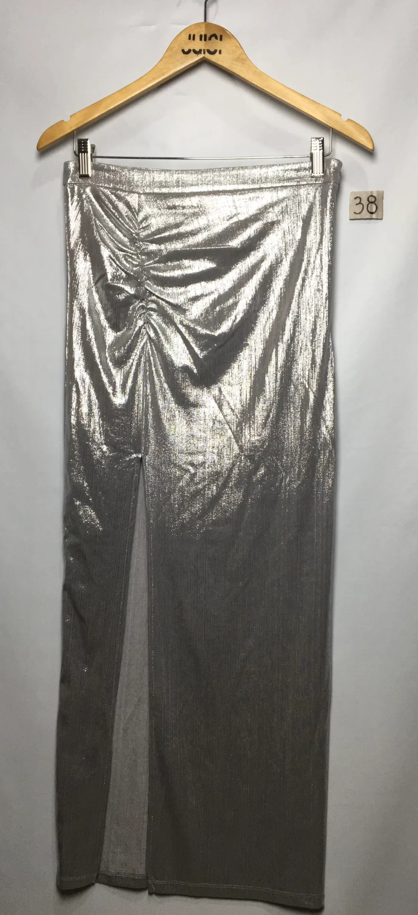 SAIA MIDI PRATA METALIZADA FRANDO LATERAL COM FENDA