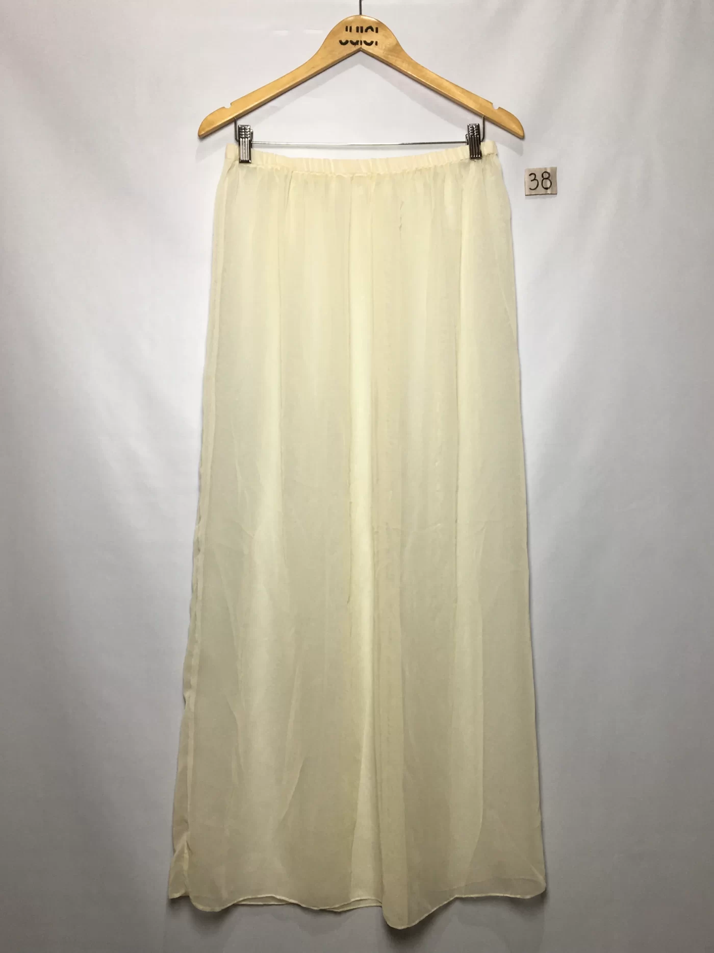 SAIA LONGA FLUIDA OFF WHITE COM ELASTICO NA CINTURA
